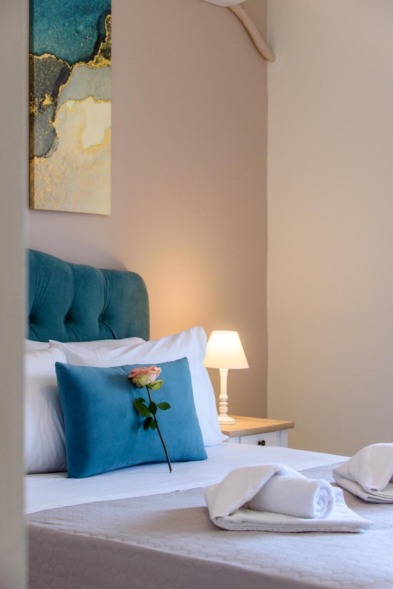 Blue Ark Harmony Residence Athena Bagian luar foto
